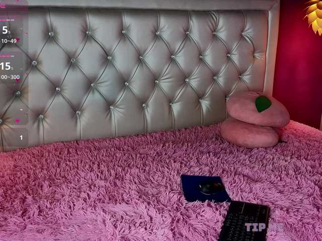 AlexaOlyx live cam on BongaCams