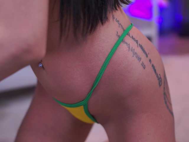 ellylynne cam belle