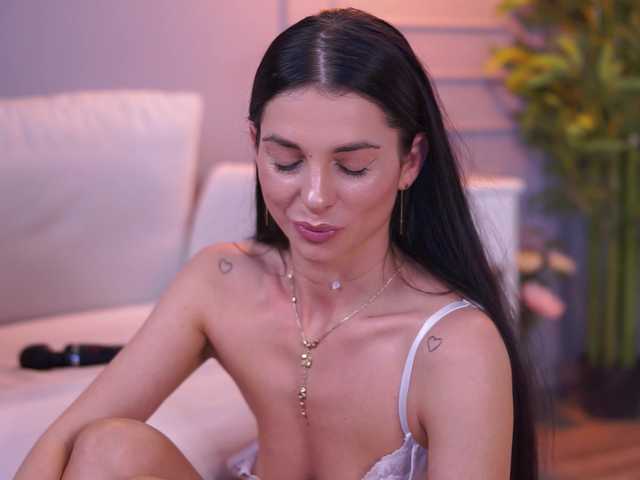ellylynne cam belle
