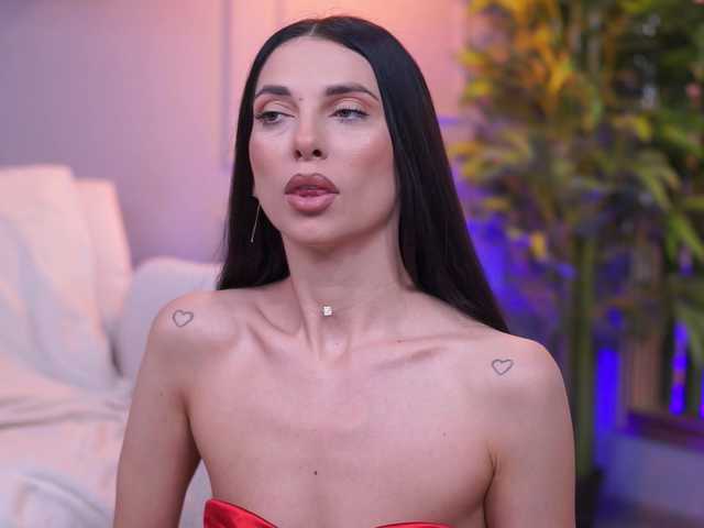 EllyLynne live webcam show