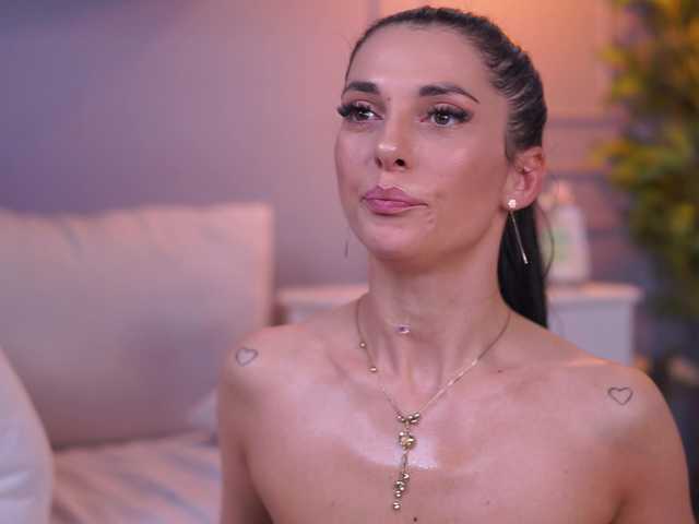EllyLynne live cam