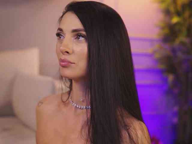 EllyLynne