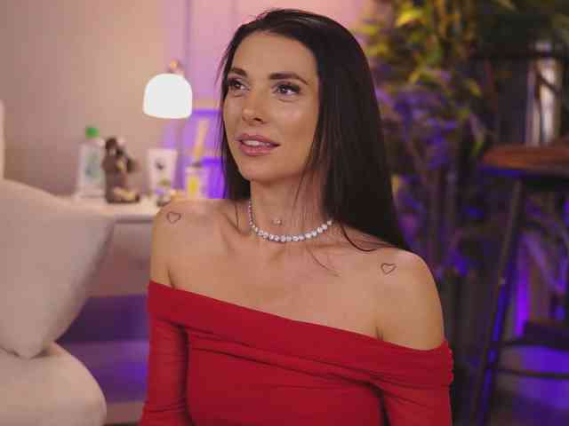 EllyLynne