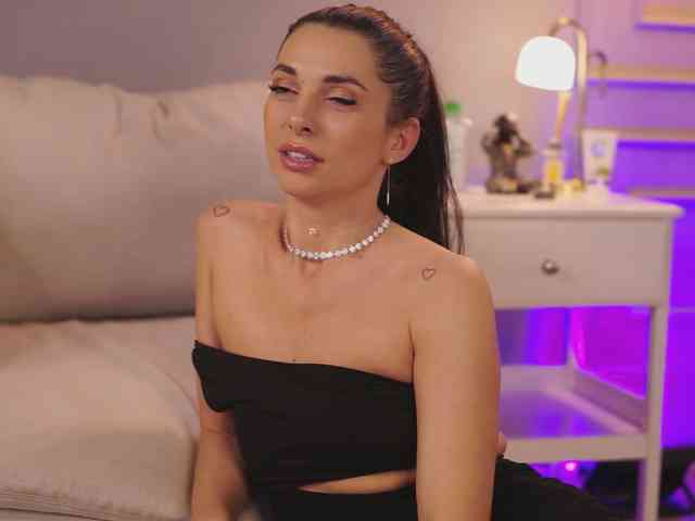 EllyLynne