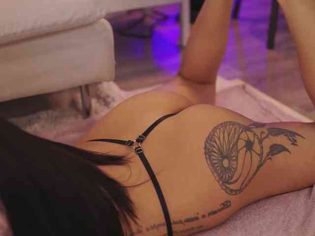 EllyLynne