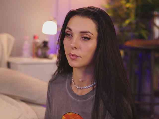 EllyLynne