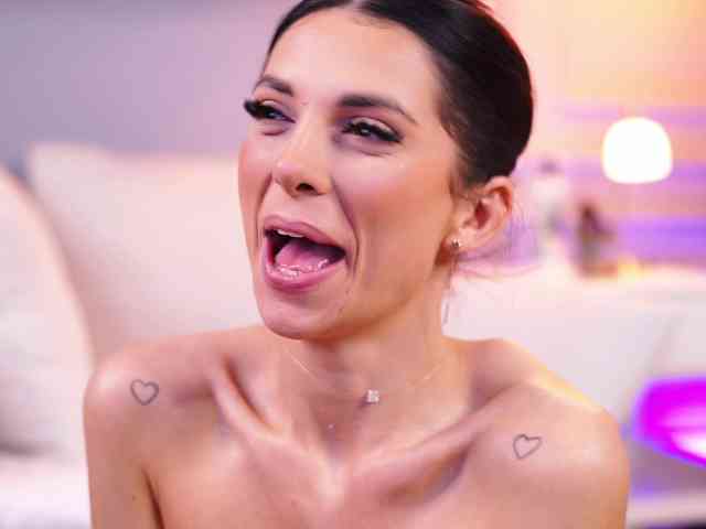 EllyLynne EllyLynne