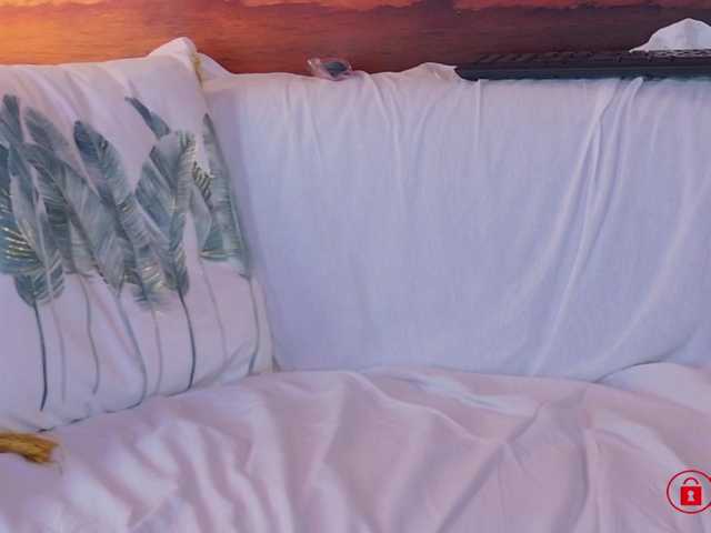 EVEFOX live cam on BongaCams