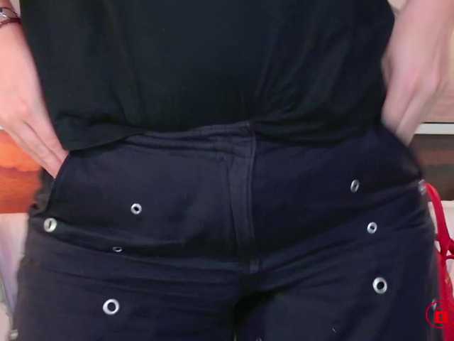 EVEFOX live cam on BongaCams