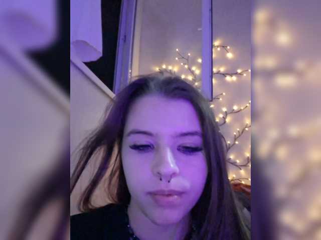 MommyAxFox live cam on BongaCams