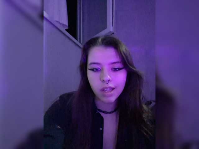 MommyAxFox live cam on BongaCams