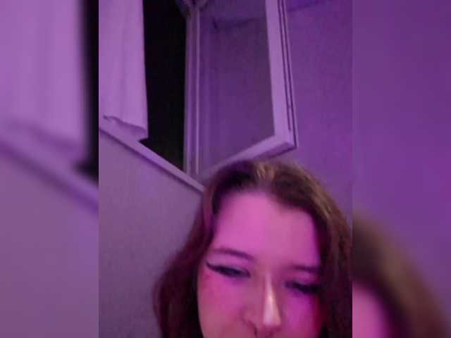 MommyAxFox live cam on BongaCams