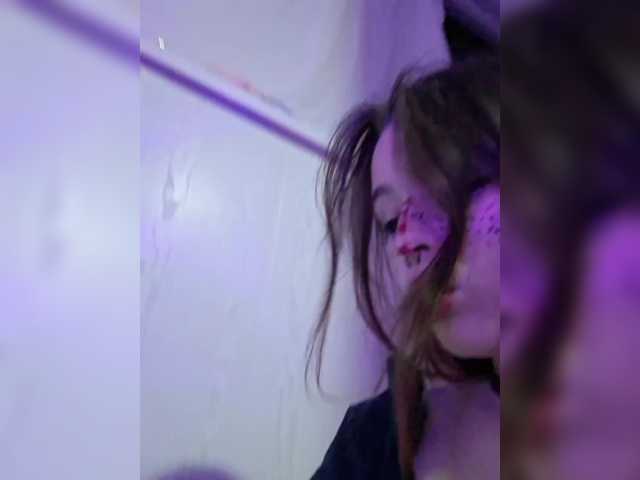 mommyaxfox online