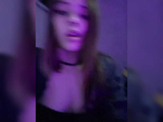 MommyAxFox live cam on BongaCams