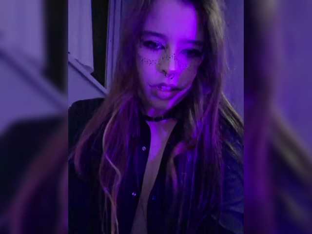 MommyAxFox live cam on BongaCams