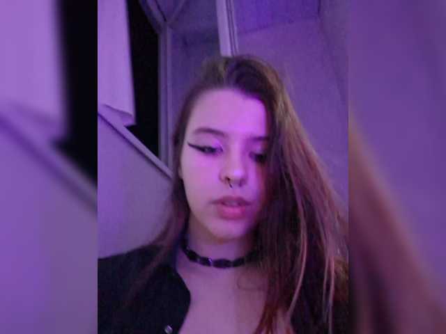 MommyAxFox live cam on BongaCams