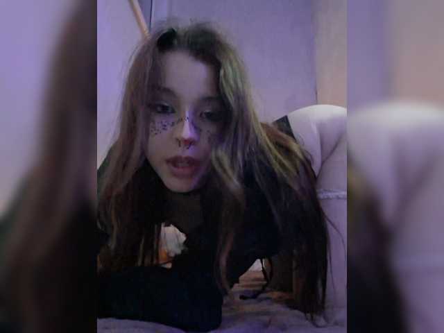 MommyAxFox live cam on BongaCams