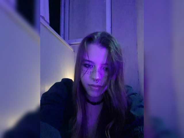 MommyAxFox live cam on BongaCams