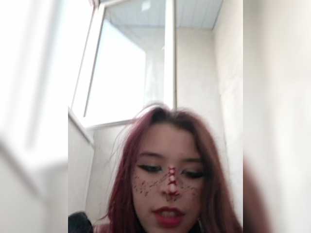 MommyAxFox live cam on BongaCams