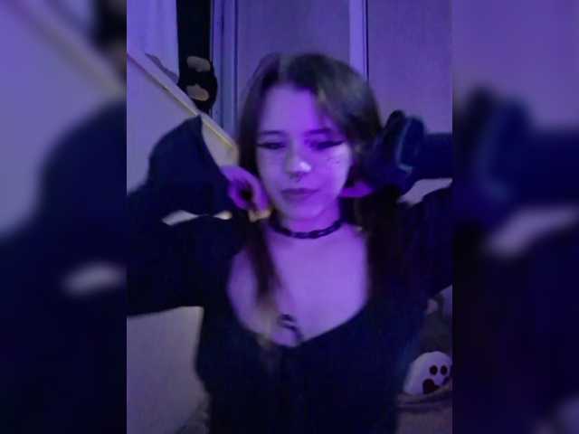 Live трансляция MommyAxFox - slutnetki.online