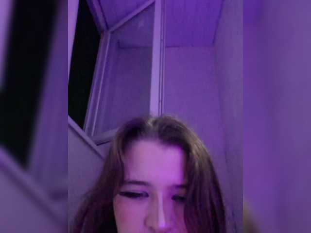 MommyAxFox live cam on BongaCams