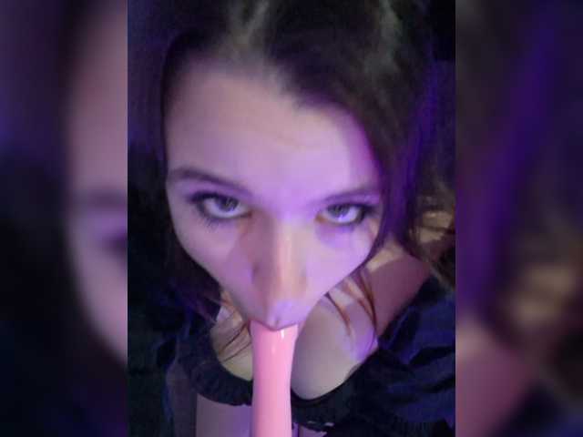 MommyAxFox live cam on BongaCams