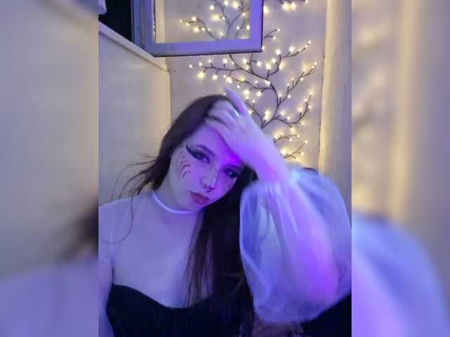 MommyAxFox live cam on BongaCams