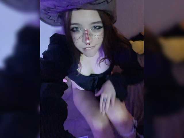 mommyaxfox online