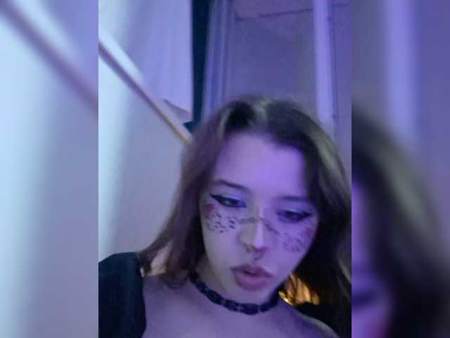 MommyAxFox live cam on BongaCams