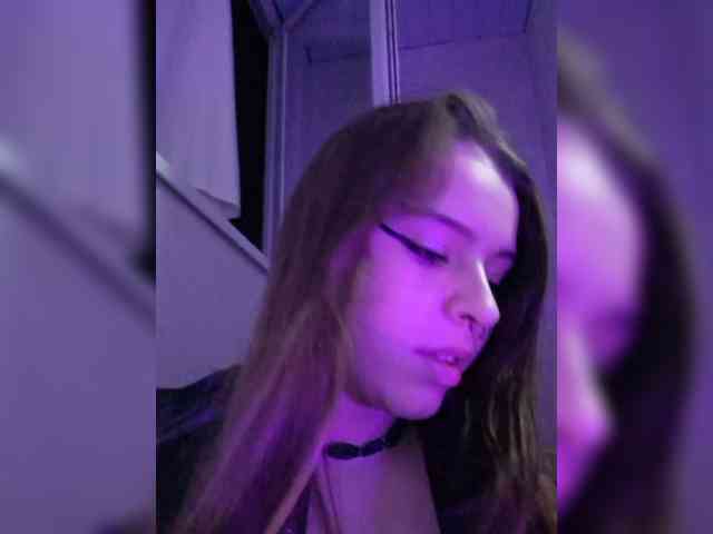 MommyAxFox Sex Cam Show