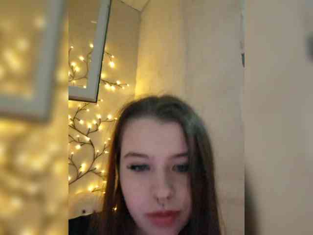 MommyAxFox webcam