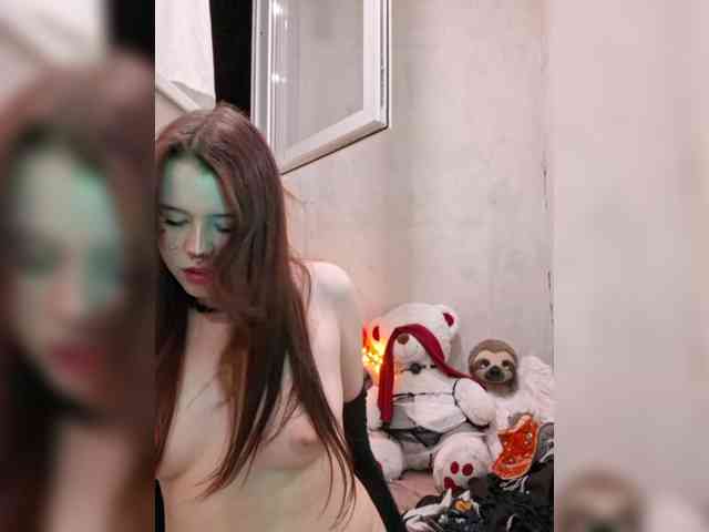 MommyAxFox webcam