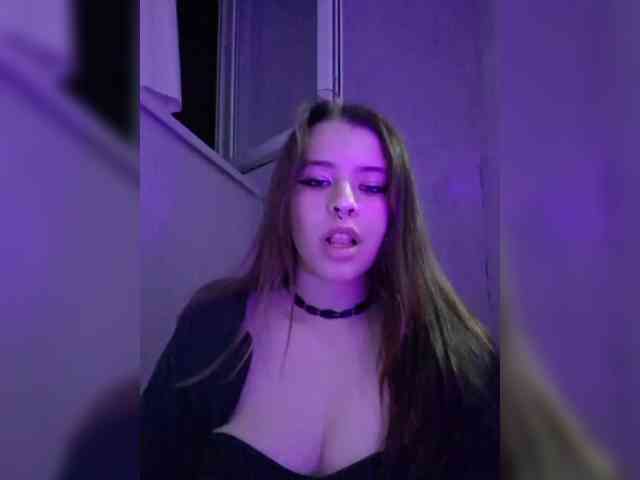 MommyAxFox Sex Cam Show