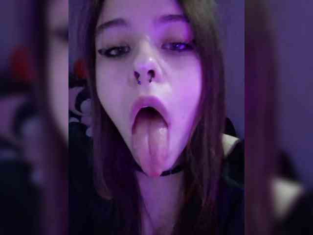MommyAxFox Sex Cam Show