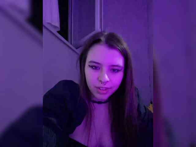 MommyAxFox Sex Cam Show