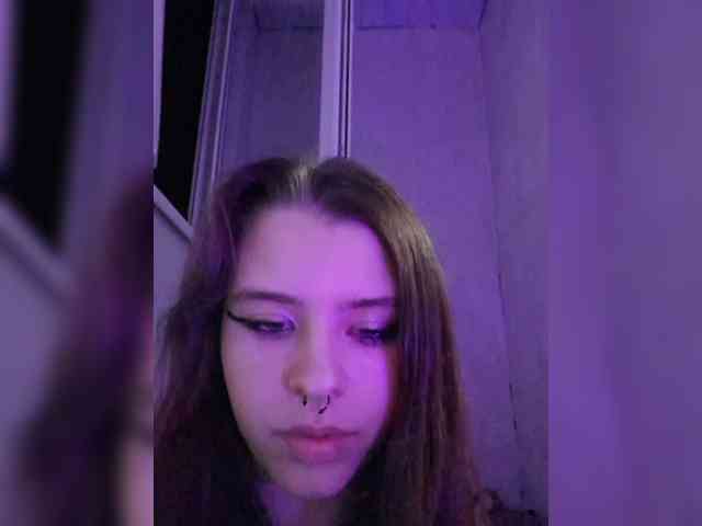 MommyAxFox webcam