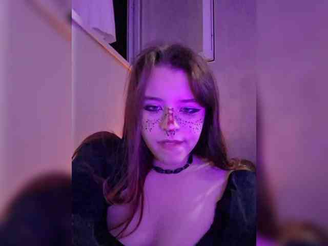 MommyAxFox webcam