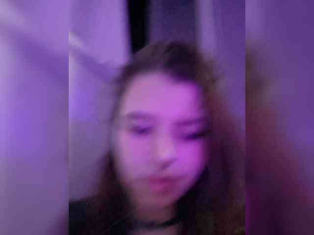 MommyAxFox Sex Cam Show