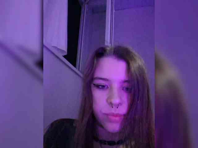 MommyAxFox Sex Cam Show