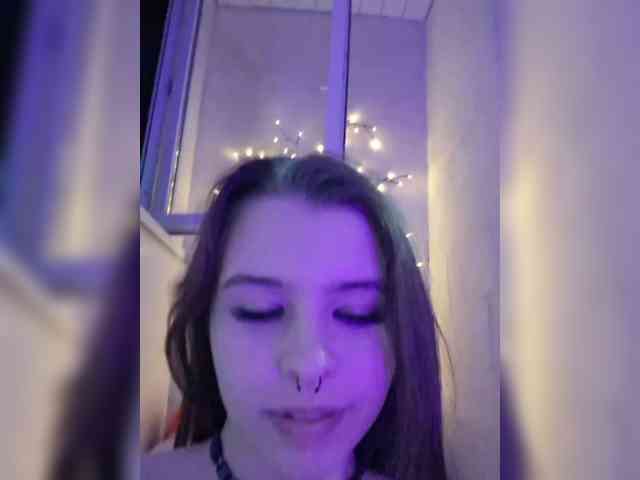 MommyAxFox webcam