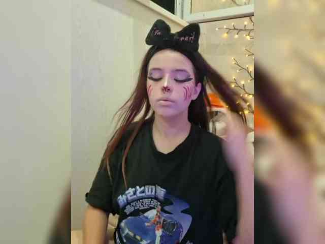 MommyAxFox webcam