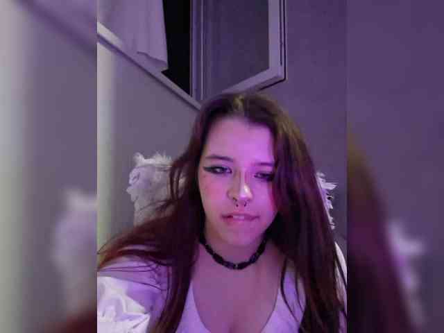 MommyAxFox webcam