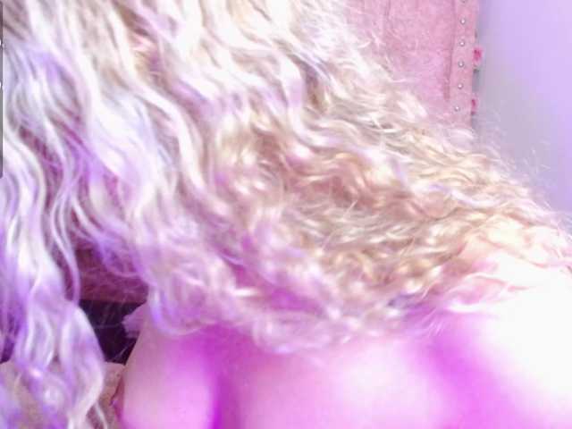 MeganLatin live cam on BongaCams