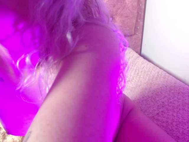MeganLatin live cam on BongaCams