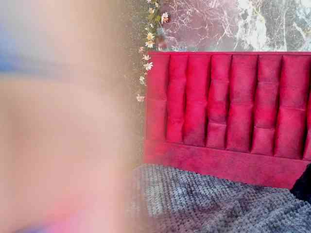 MeganLatin webcam