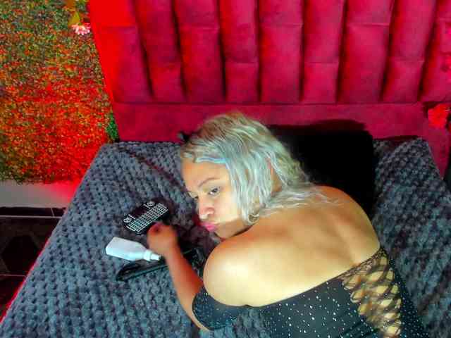 MeganLatin Sex Cam Show