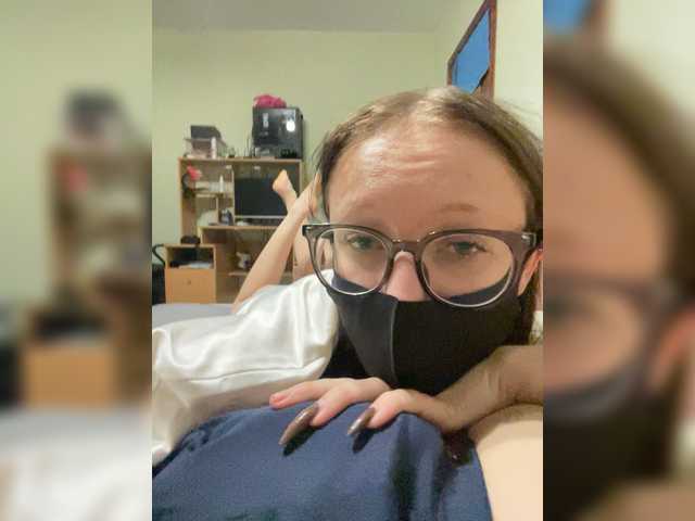 LucyandLip live cam on BongaCams