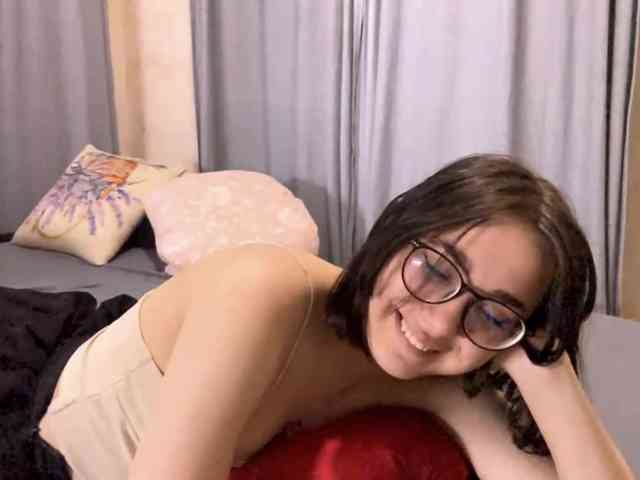 SatinRose webcam