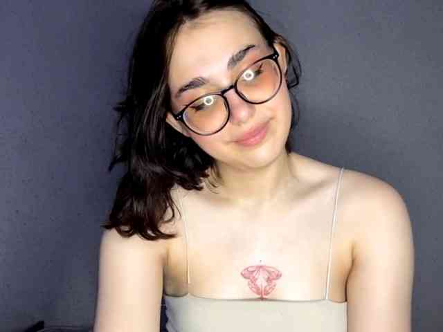 SatinRose webcam