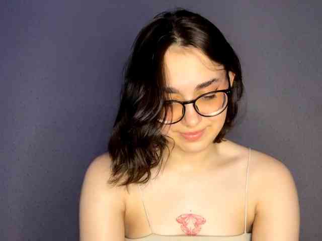 SatinRose webcam